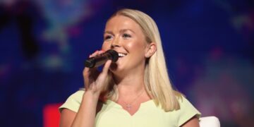 Karoline Leavitt said Trump is always the most well-read person in the room, and social media immediately disagreed with receipts