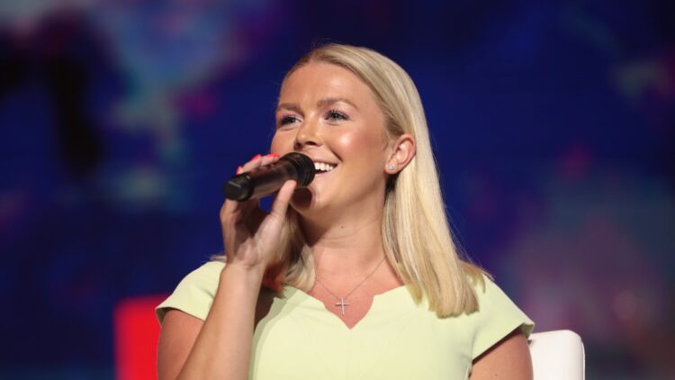 Karoline Leavitt said Trump is always the most well-read person in the room, and social media immediately disagreed with receipts 1 Karoline Leavitt said Trump is always the most well-read person in the room, and social media immediately disagreed with receipts