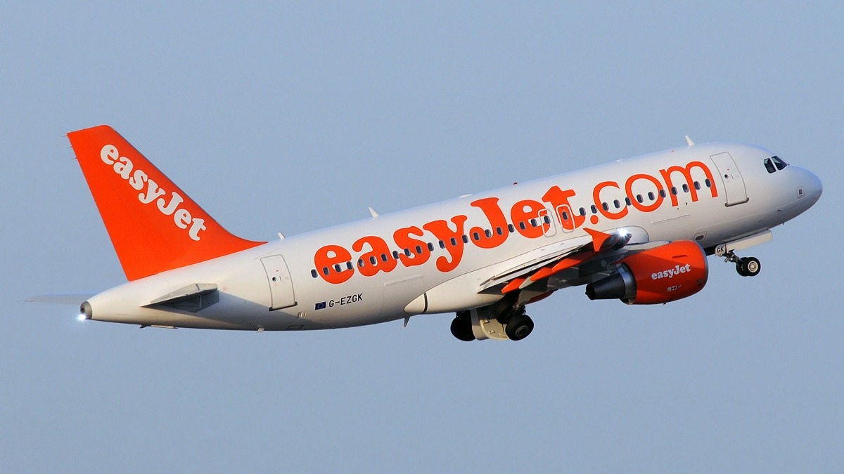Couple forced to spend £800 after EasyJet abandons them at Milan airport