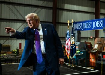 Donald Trump shares second Jesus image days after 'blasphemy' backlash