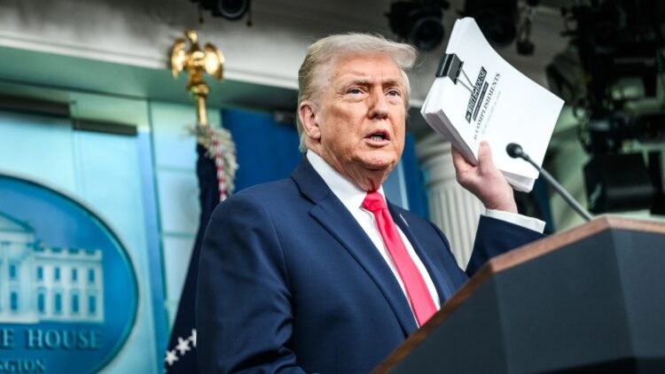 Donald Trump to read scripture days after angering Christians online