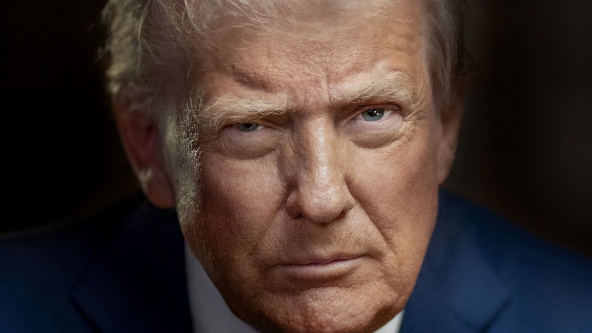 Donald Trump warns Iran of total destruction before 8 p.m. deadline
