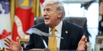 Trump says UK 'was not there' as he threatens to rip up trade deal