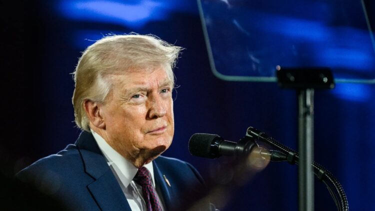 Donald Trump says Van Jones 'should be ashamed' for dictator jab